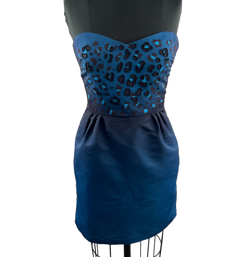 URBAN OUTFITTERS Silence + Noise Navy Blue Bead Trim Ombre Leopard Dress M NEW